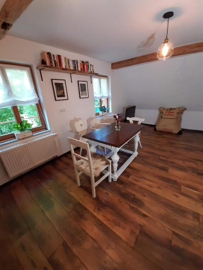 Ferienwohnung Kunst Und Kulturschuppen Hasenmuehle Kammerstein Dış mekan fotoğraf